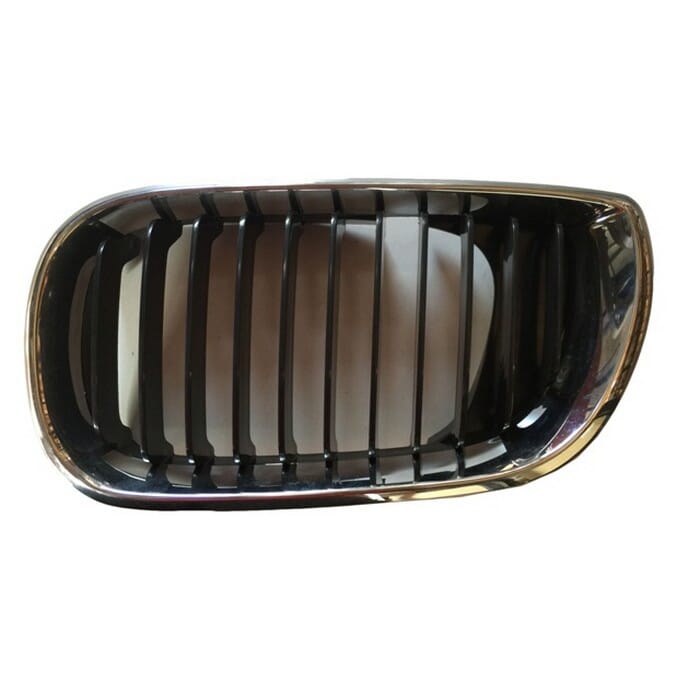 Bmw E46 Facelift Main Grill Chrome  Frame With Black Fin Left