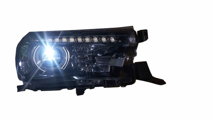 Toyota Hilux Gd Headlight Led Projection Right